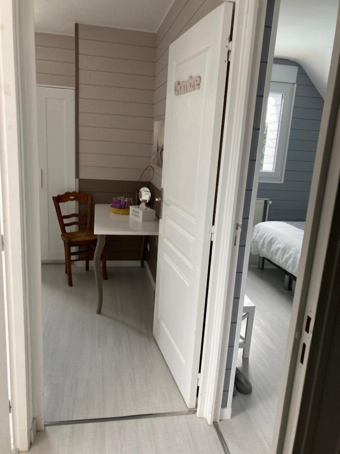 Maison Mama Neko Pontorson Luaran gambar